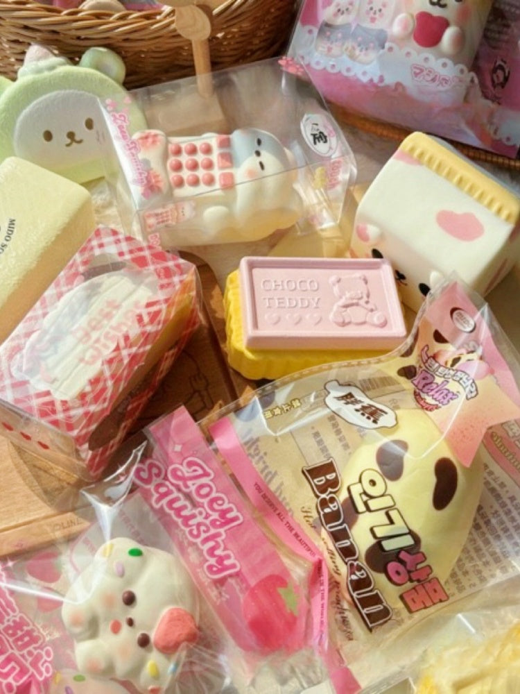 Slow-Rebound Squishy Toys