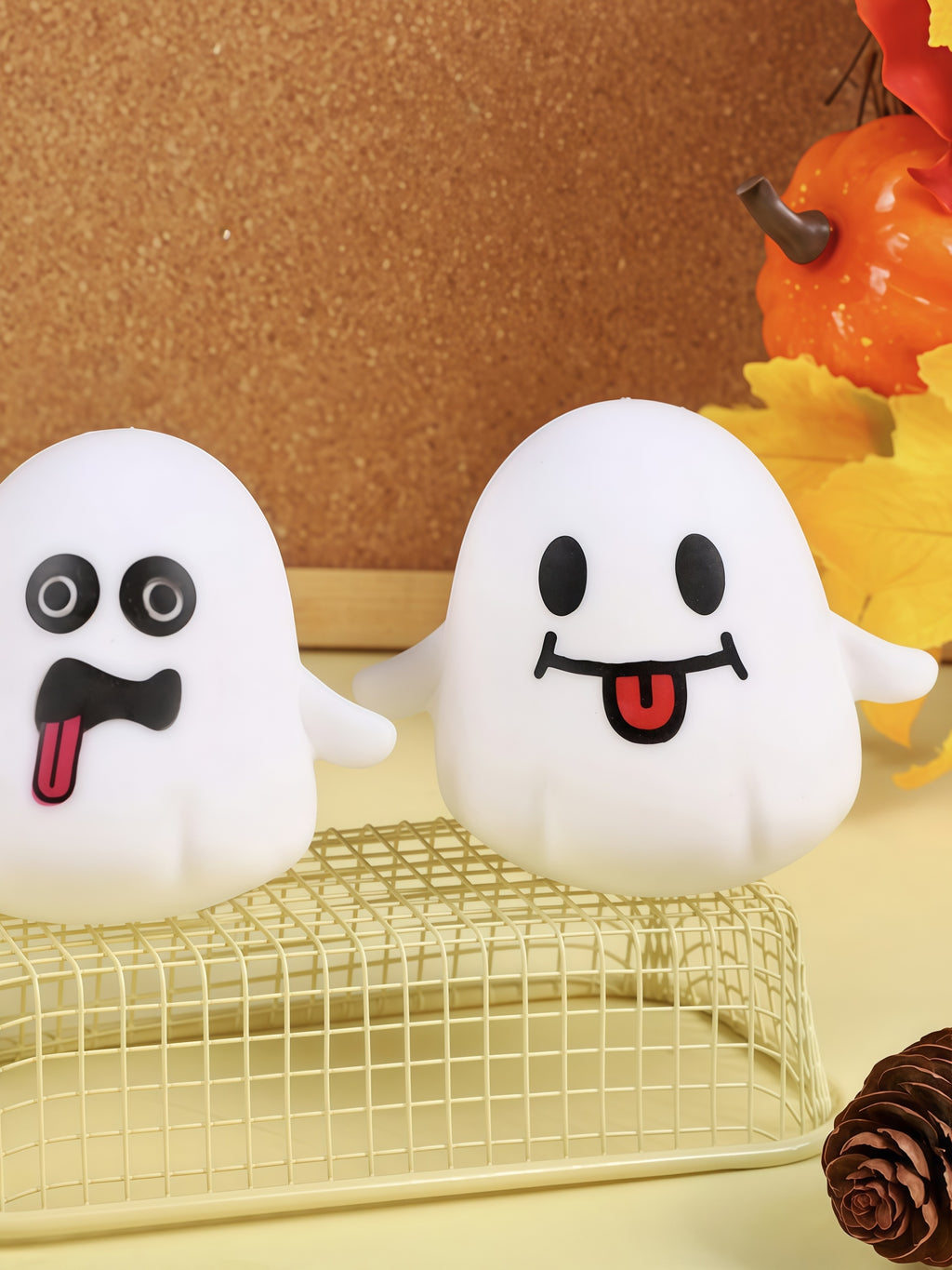 Halloween Squishy Toy – Glowing Ghost