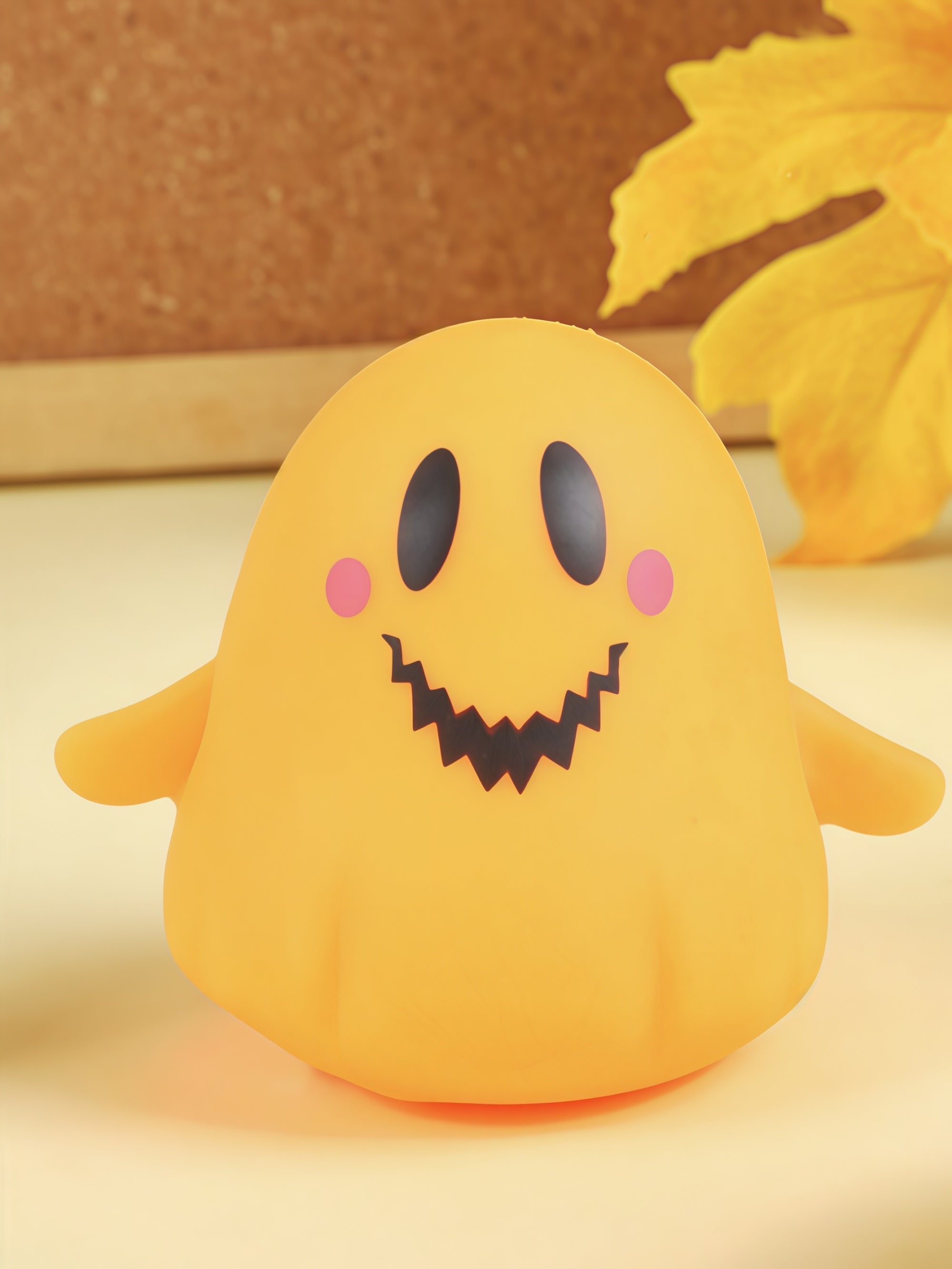 Halloween Squishy Toy – Glowing Ghost